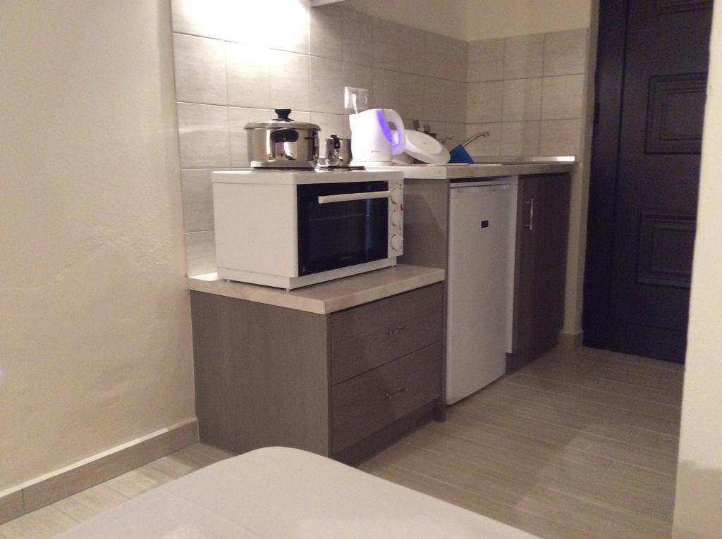 Elena Rooms ปลาเกียส ห้อง รูปภาพ