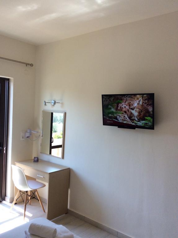 Elena Rooms ปลาเกียส ห้อง รูปภาพ