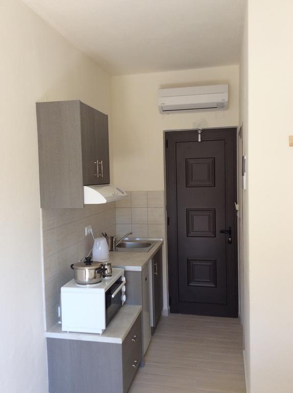 Elena Rooms ปลาเกียส ห้อง รูปภาพ