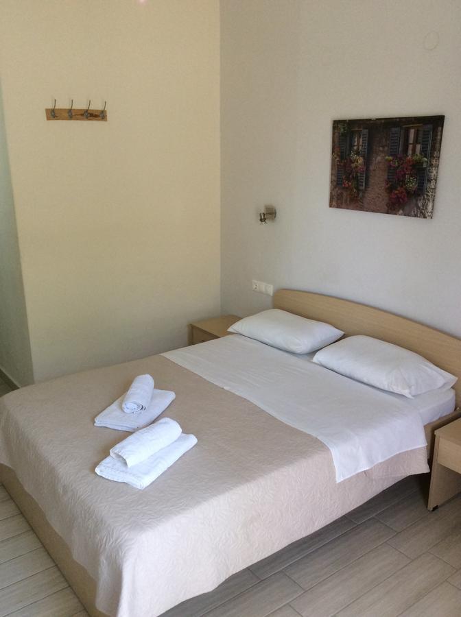 Elena Rooms ปลาเกียส ภายนอก รูปภาพ